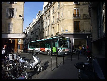 P2430647