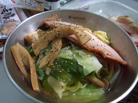 特製鍋ラーメン