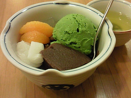 抹茶あんみつんまい。
