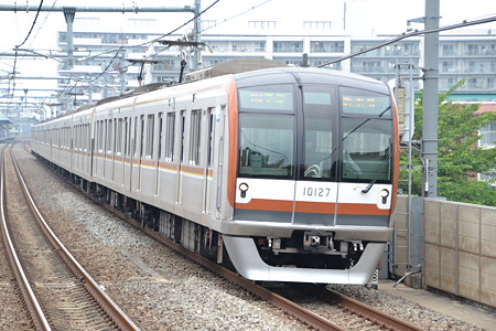東京メトロ10000系@中村橋駅
