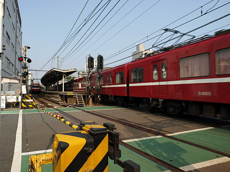 2000形(神奈川新町)
