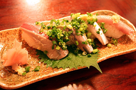 東船橋・いわし割烹 ふなっ子/いわし寿司 500円