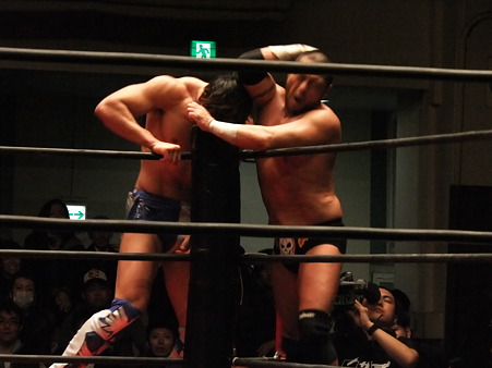 DDTプロレス 後楽園ホール 20110327 (48)