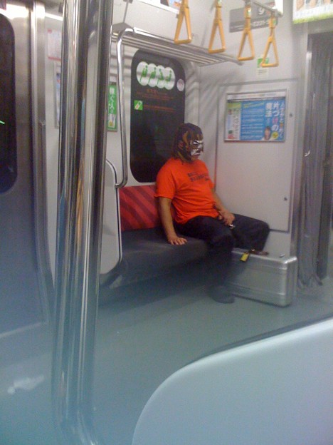 電車にすごい怖い人いる こ 写真共有サイト フォト蔵