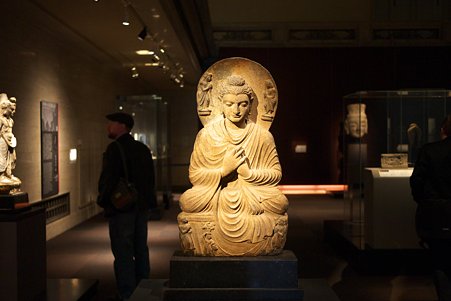 2010.11.15 東京国立博物館 仏像の道-インドから日本へ 如来坐像 パキスタン・ガンダーラ